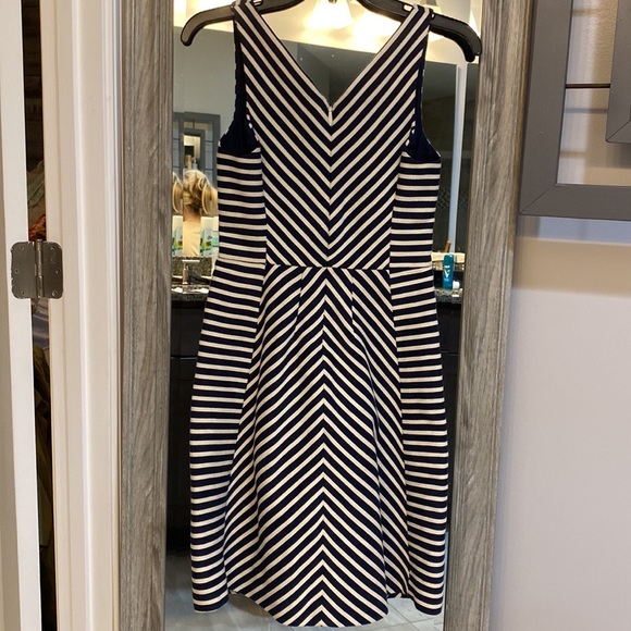 Anthropologie | Striped Pleated Dress - Picture 4 of 6